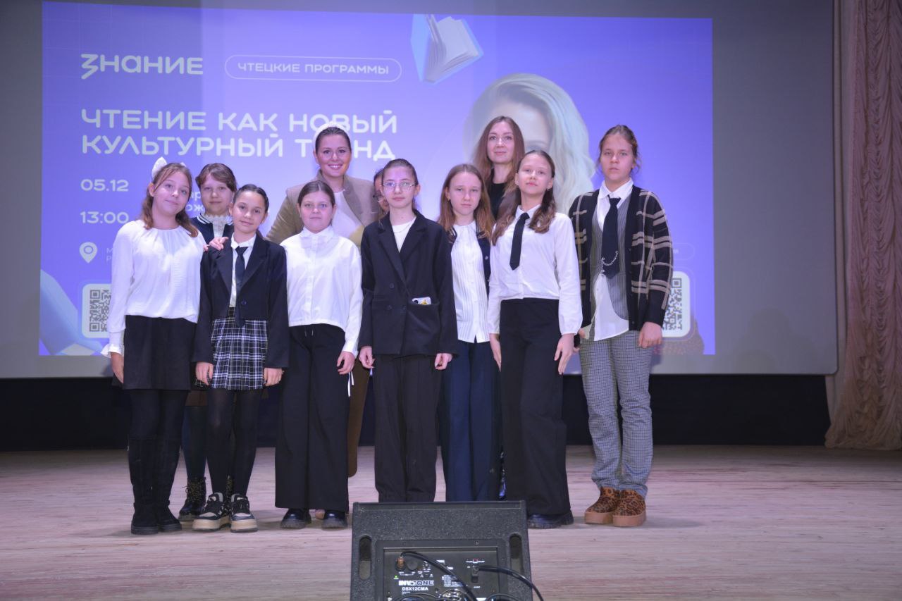 Саратовские школьники встретились со звездой «Универа» Марией Кожевниковой